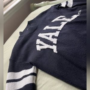 Oversized Yale sweater from H&M size S